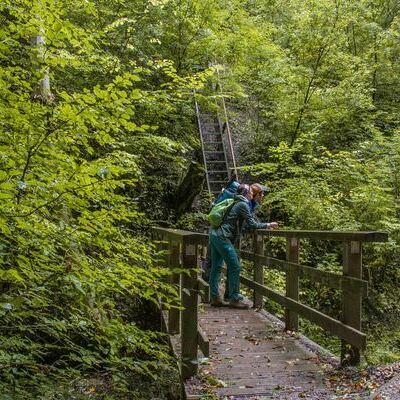 Am Schleifenbach Wasserfall, Chantal Buri